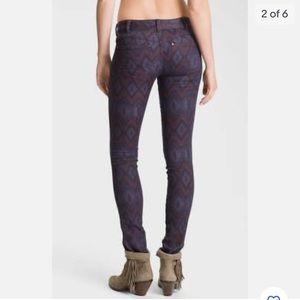 Free People purple Aztec print skinny jeans NEW Without Tag Size 29